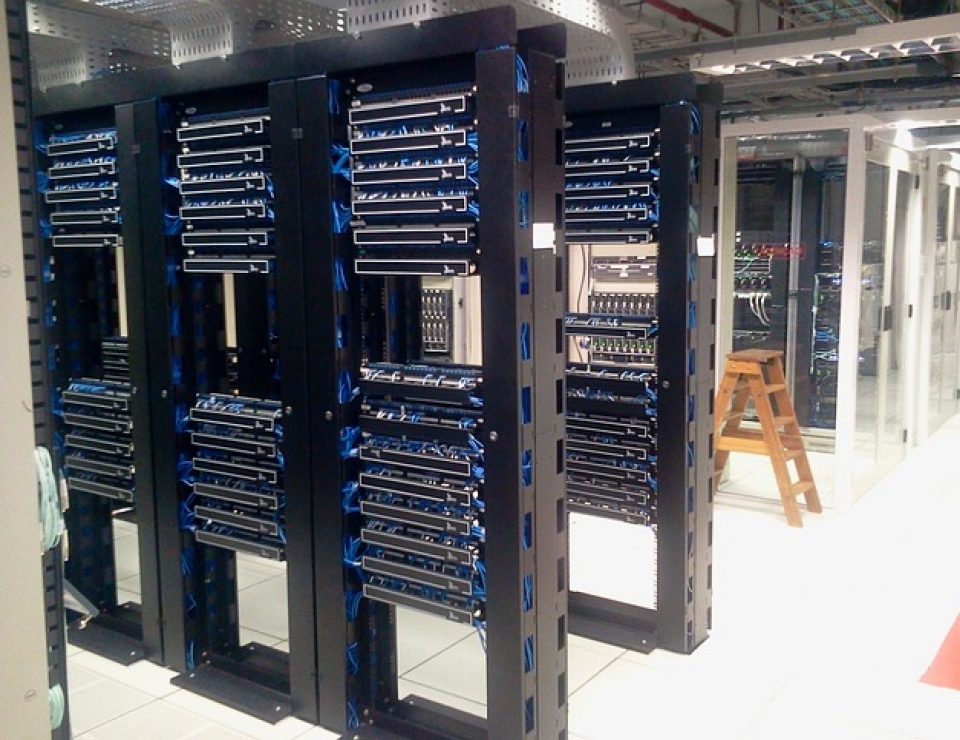 gallery/datacenter-286386_640